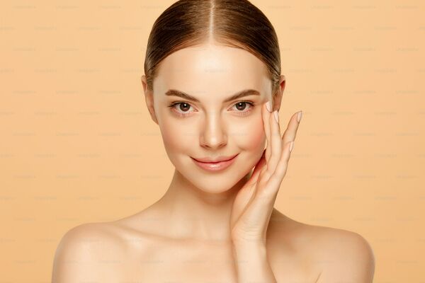 Woman enjoying a premium spa treatment to find the best spa type
