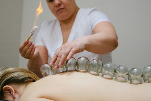 CoolSculpting treatment session on targeted area