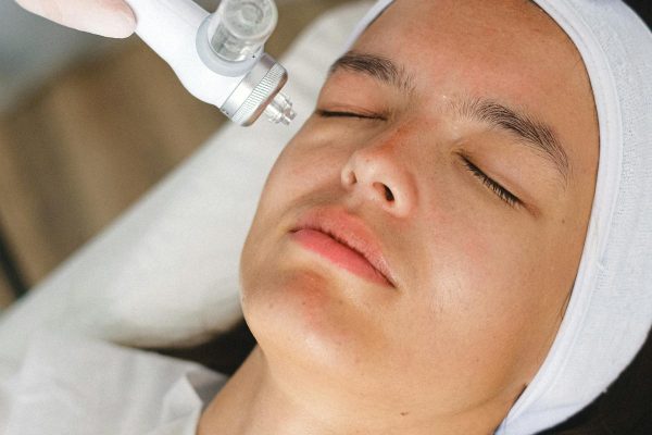 Medical aesthetic device treatment on face