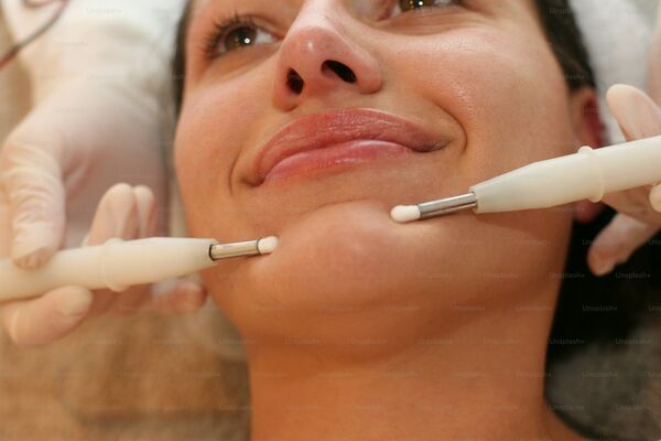 HydraFacial vortex extraction removing impurities